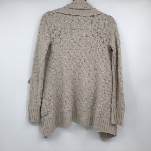Aritzia Talula Beige Greenpoint Chunky Knit Sweater XS Shawl Collar with Pockets - Picture 2 of 5